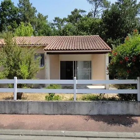 Villa Les Bains 5 *