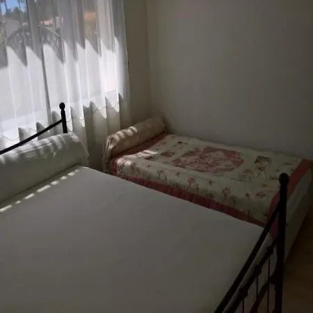 Villa Les Bains 5 *